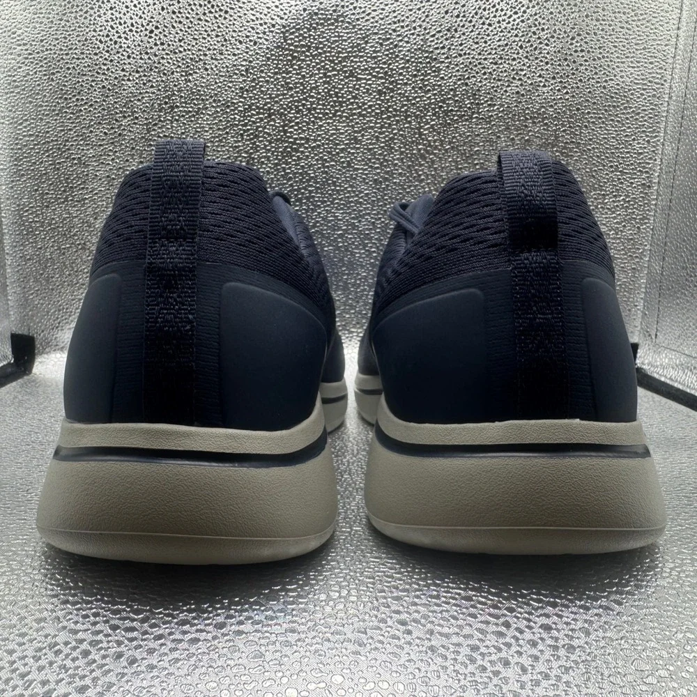 Size 15 Skechers Go Walk Arch Fit Sneaker Mens Navy Excellent Wide Fit 216116WW